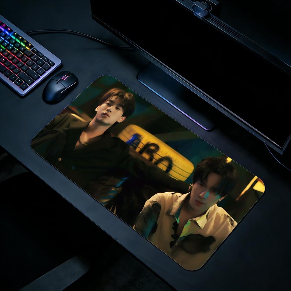 TV RRevenged Love Gaming Mouse - Desk Setup With Tv ulasan dan harga